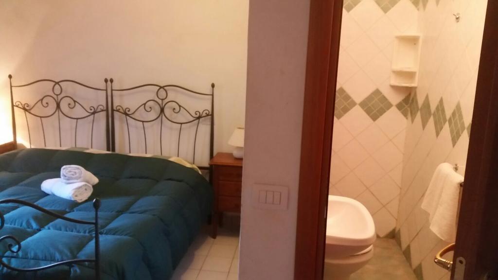 Affittacamere La Casina Rosia Esterno foto